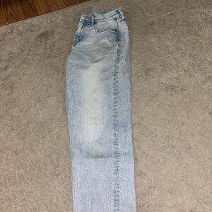 American Eagle Outfitters Light Blue Denim Jeans